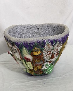 3D pen, S Cadmus Magic Bowl 8” many faces, a flower that can be removed from its vase, glows in the dark